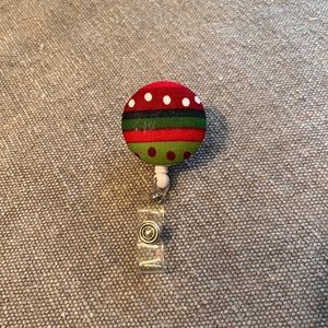 Badge reel